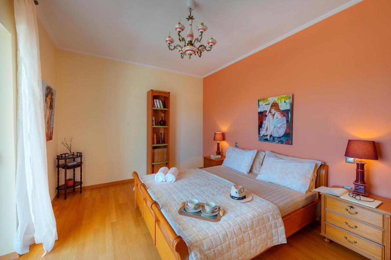 The Painters Luxurious Villa Anavyssos Esterno foto