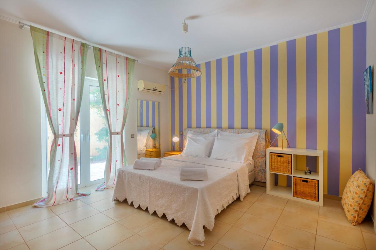The Painters Luxurious Villa Anavyssos Esterno foto