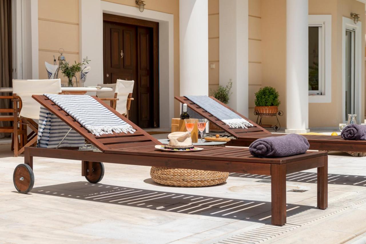 The Painters Luxurious Villa Anavyssos Esterno foto