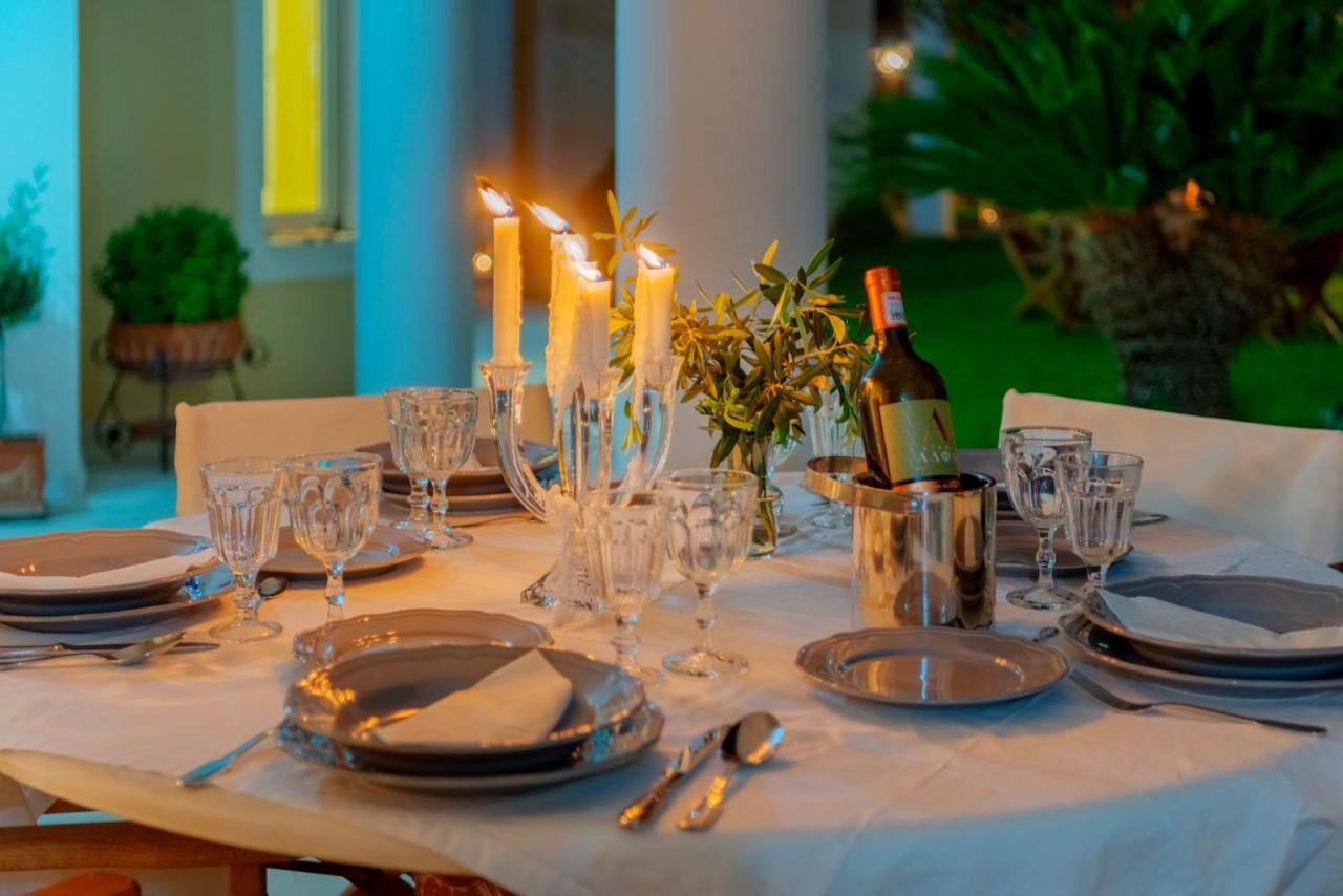 The Painters Luxurious Villa Anavyssos Esterno foto